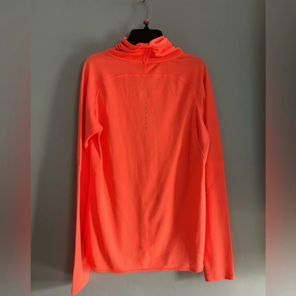 NIKE running top‎